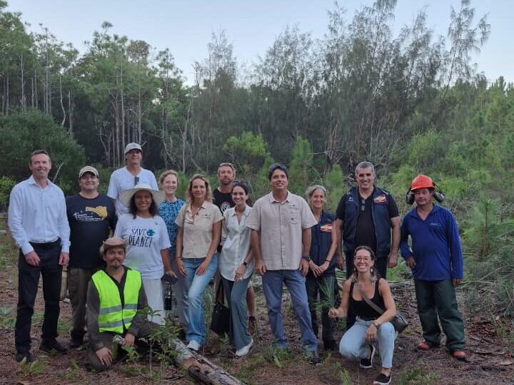 Embaixadora da Austrália visita Reserva Nacional de Surf Moçambique e reforça cooperação bilateral para conservação costeira